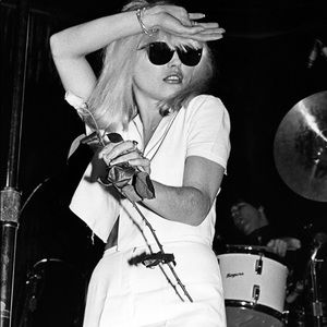 If you 💗 an item make me an offer!!